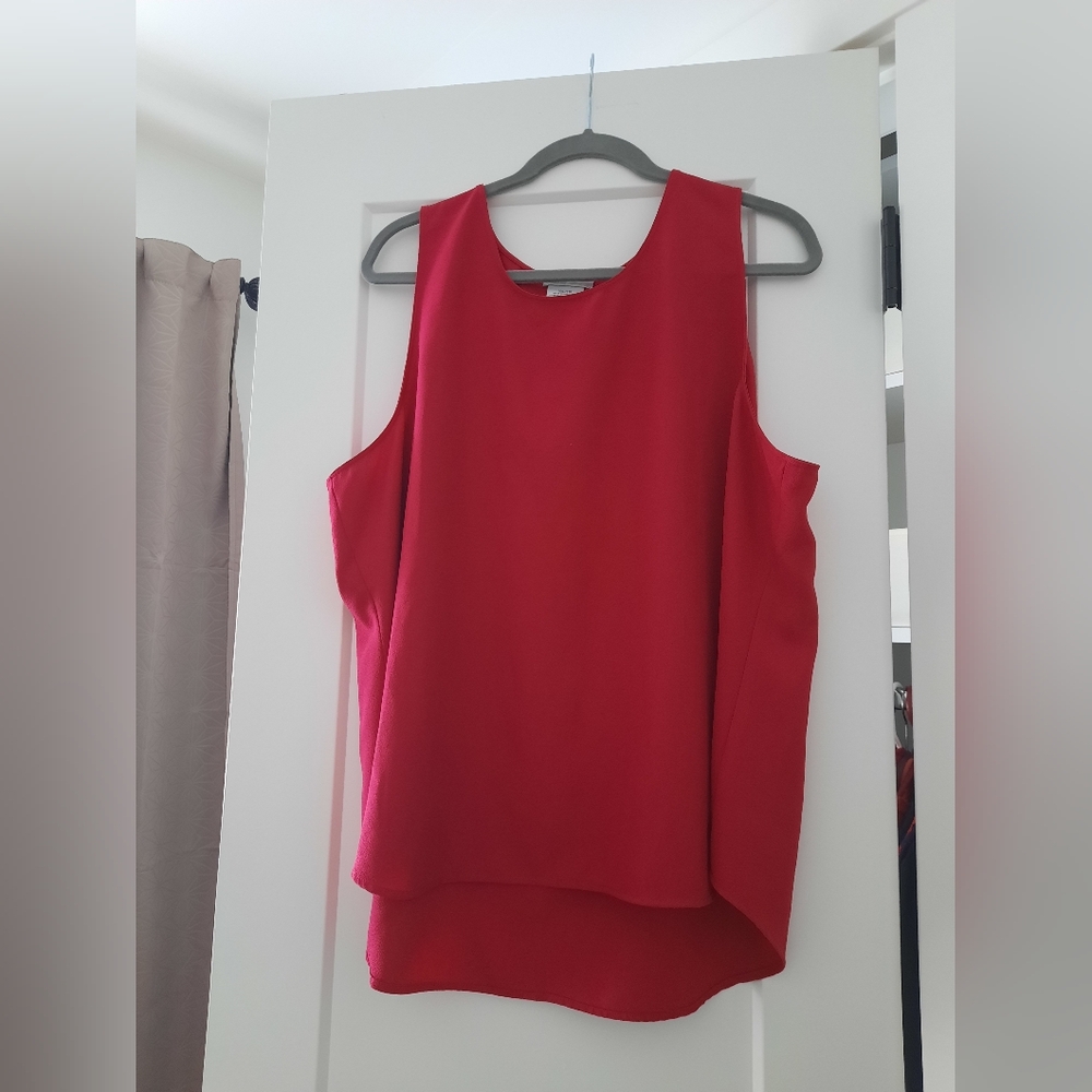 Sleeveless Pink High-Low Tank Top